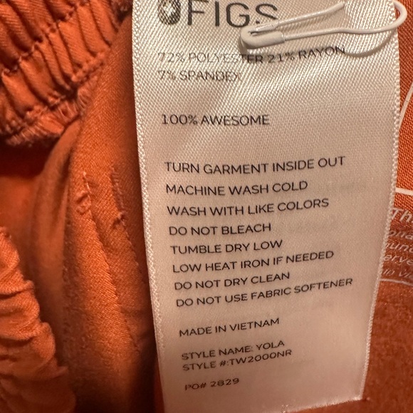 Orange 🍊 Figs Scrubs Set Size Xs top Small bottom 🍊 - Picture 7 of 9